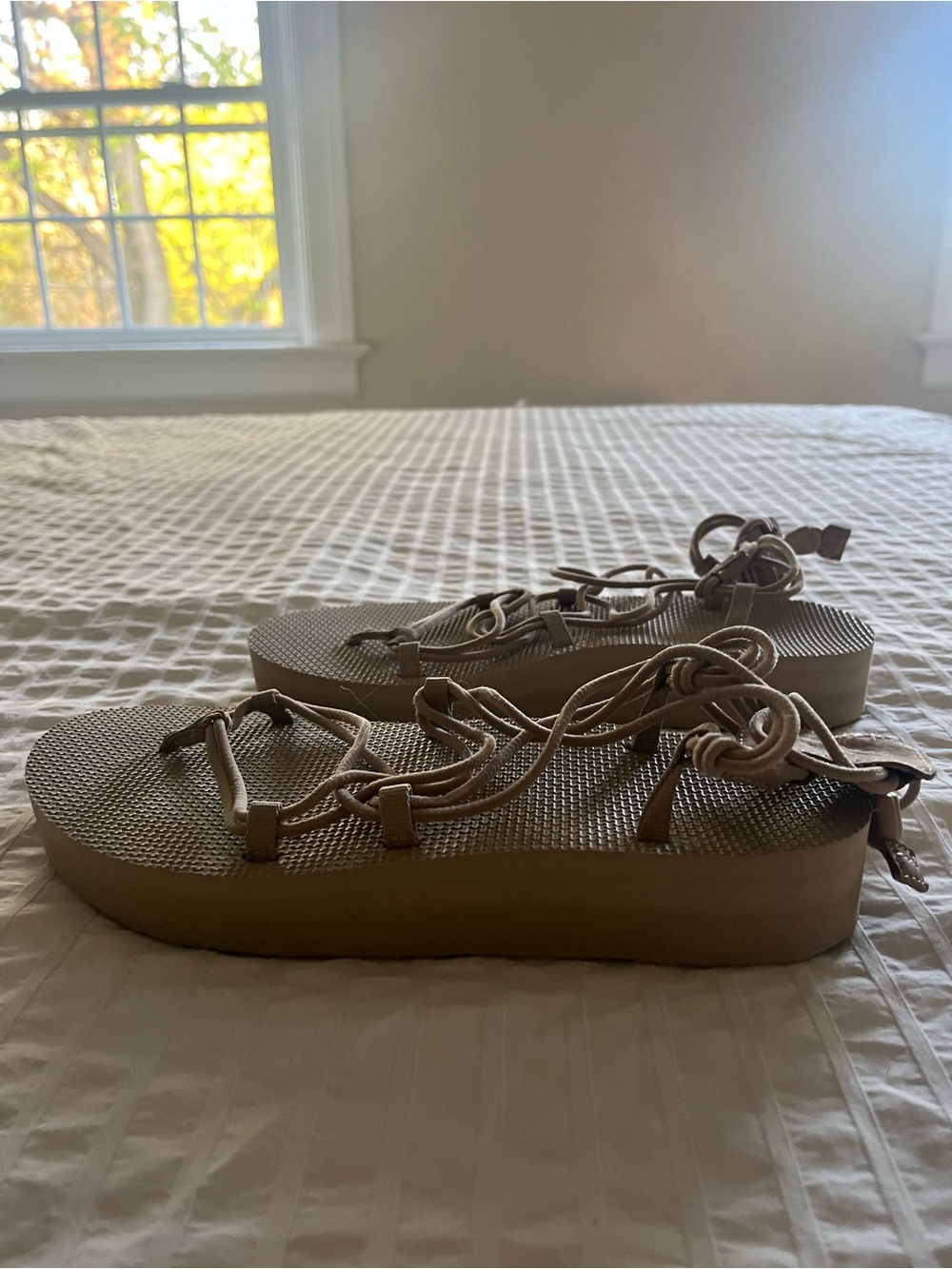 Women's Midform Infinity Strappy Sandal Women’s Beige Platform Lace-Up Sandals